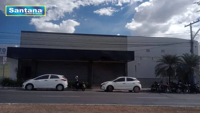 Galpão à venda, 300 m² por R$ 2.500.000,00 - Jardim Roma - Caldas Novas/GO
