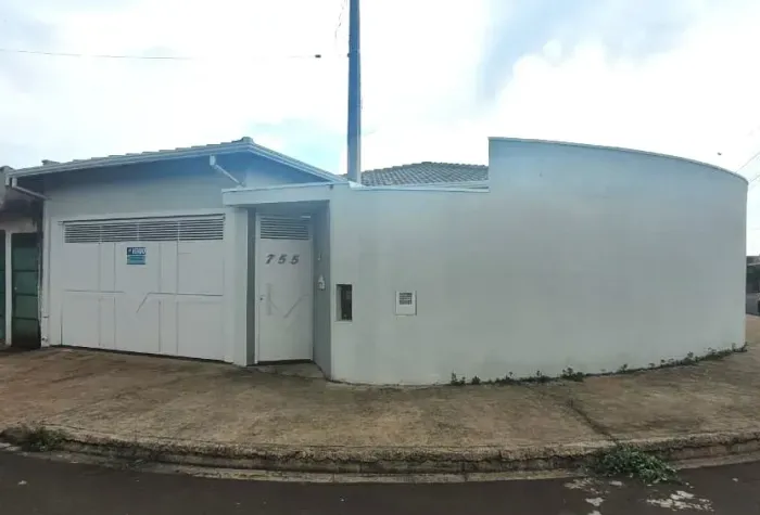 Casa para venda com 232 metros quadrados com 4 quartos em Jardim Treviso - Pirassununga -