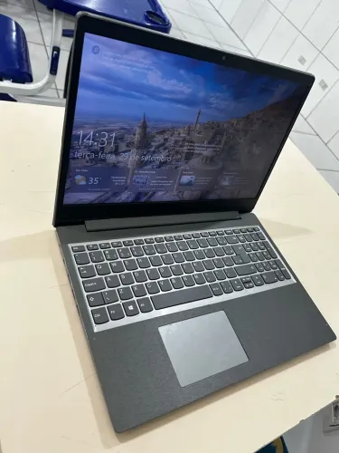 Vendo notebook Lenovo