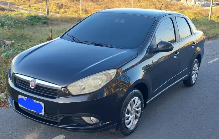 Fiat Grand Siena Attrac. 1.4 EVO F.flex 8V 2013