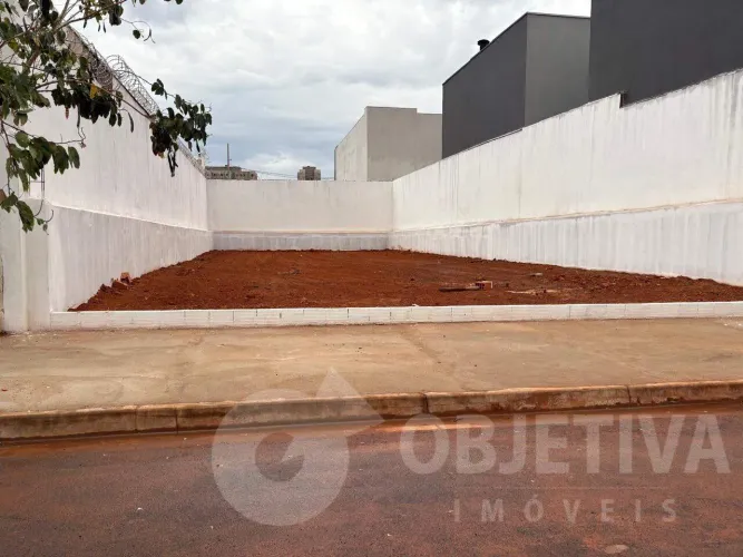 Terreno à venda, PRAÇA ALTO UMUARAMA - UBERLANDIA/MG