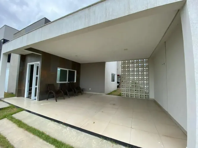 Casa de condomínio para aluguel possui 170 metros quadrados com 2 quartos