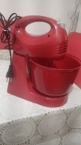 VENDE-SE BATEDEIRA ELÉTRICA