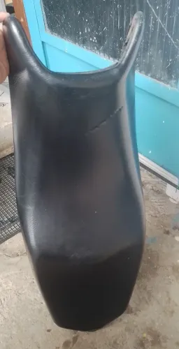 Banco da Yamaha factor 150