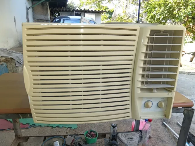 Springer 10.500 btus 127volts perfeito