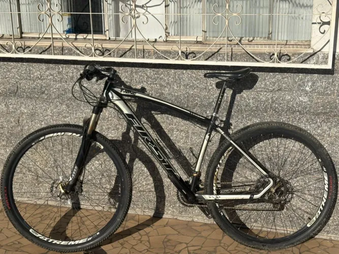 Bicicleta mtb aro 29