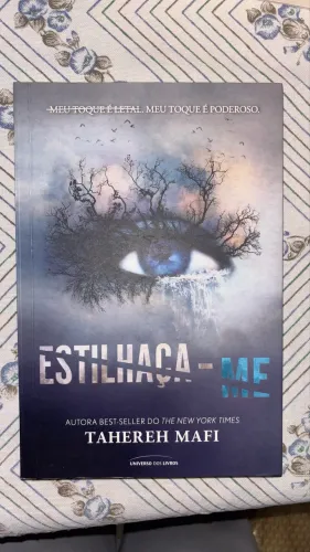 Livro Estilhaça-me