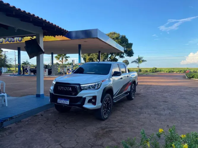 Toyota Hilux CD Gr-s 4X4 2.8 TDI Dies. Aut. 2020