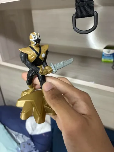 Power Ranger Dourado (Gold Ranger) da linha Power Rangers Super Samurai
