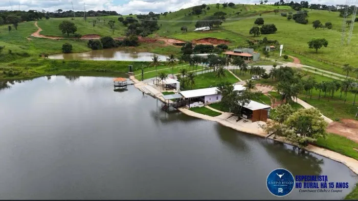 Sítio à Venda em Nerópolis  GO | 15,23 Alqueires (73,7 ha) | Com 5 Suítes