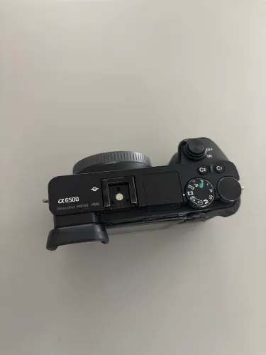 Vende de câmera Sony a6500