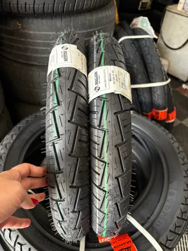 Pneu traseiro 80/100/14 Biz sem câmara 
