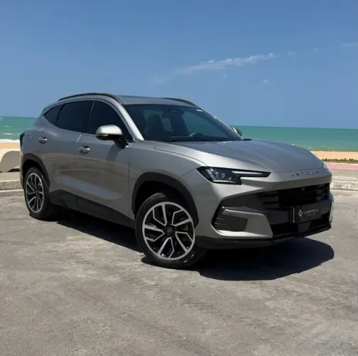Jetour S06 Premium 2027
