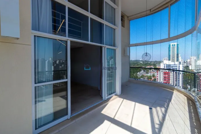 Apartamento para Locação no Campo Belo - Conforto, Espaço e Localização Privilegiada