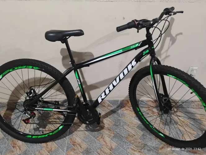 Bicicleta aro 29, semi nova