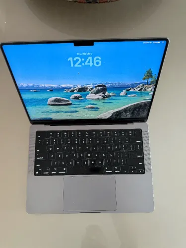 MacBook Pro M2