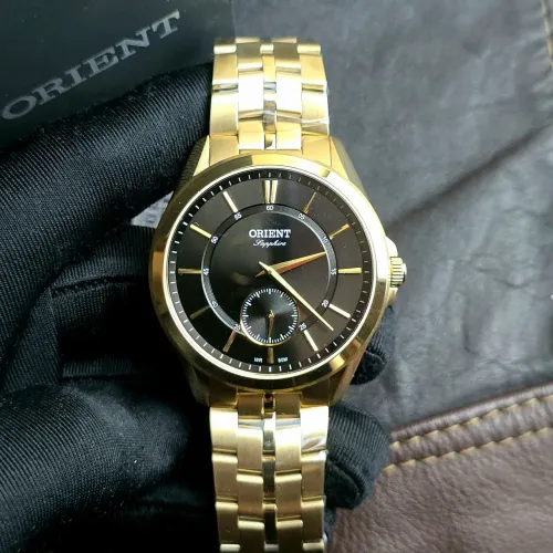Relógio Orient Slim Small Seconds 41mm dourado