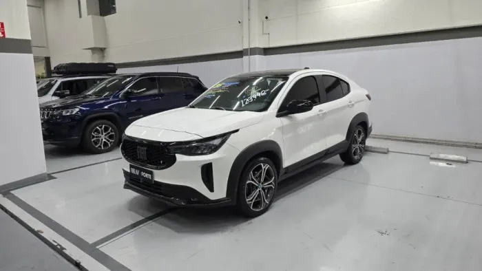 Fiat Fastback Impetus 200 T. AUT (hibrído) 2025