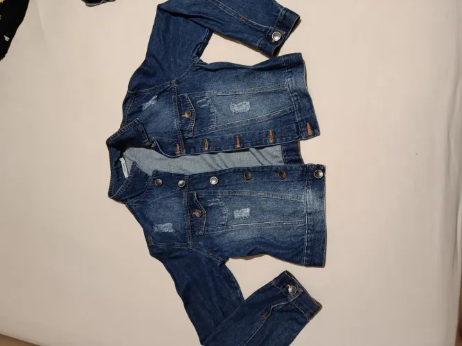 3 jaquetas jeans feminina tamanho G por R$90