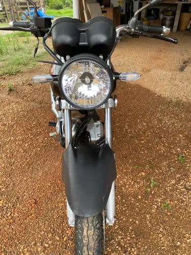 Suzuki EN 125 YES 2008