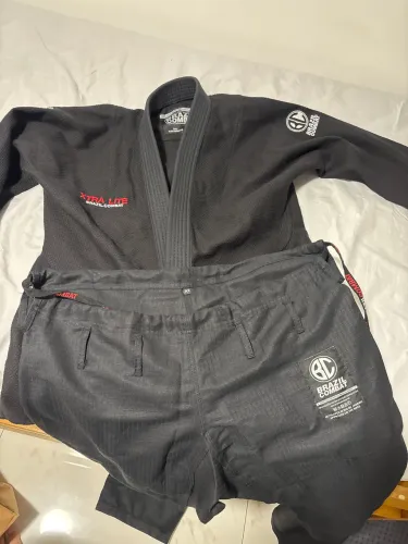 Kimono e calca preto brasil combate A1 jiu jitsu nunca usado