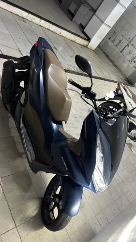 PCX 2023 DLX