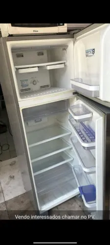Geladeira frost free Eletrolux