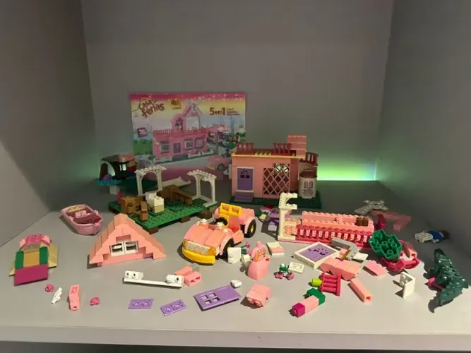 Blocos de Montar BanBao 8317: Casa de Férias 5 em 1 + Manual Original e Carro!