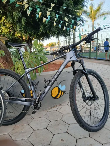 Bike carbono 12v
