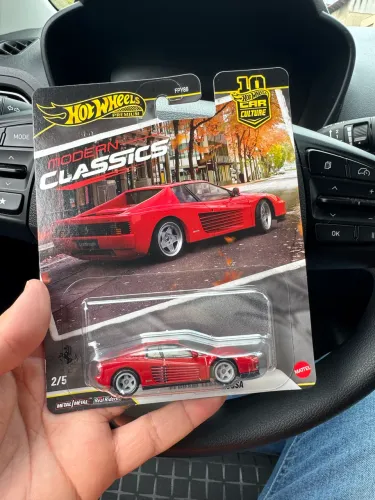 Hotwheels Ferrari Testarosa