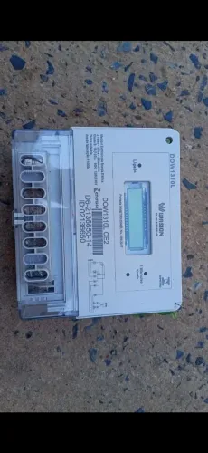 Medidor eletrônico de energia 