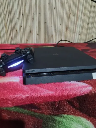 PlayStation 4 / PS4 1TB + 1 Controle Original | Super conservado