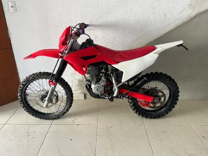 Vendo Crf 230f ano 2010