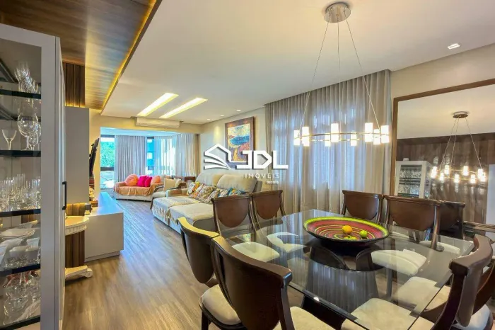 Apartamento mobiliado à venda no bairro Ponta Aguda, em Blumenau, com 3 dormitórios e 127,