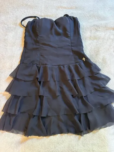 Vestidos novos cada vestido 50,00