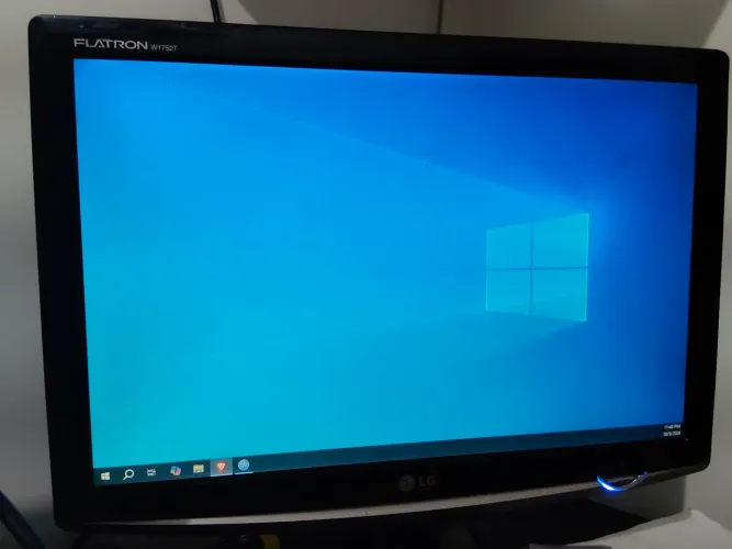 Monitor LCD 17 polegada