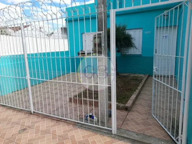 Casa de 2 dormitórios para locação