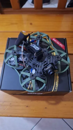 Drone fpv cinelog20 geprc