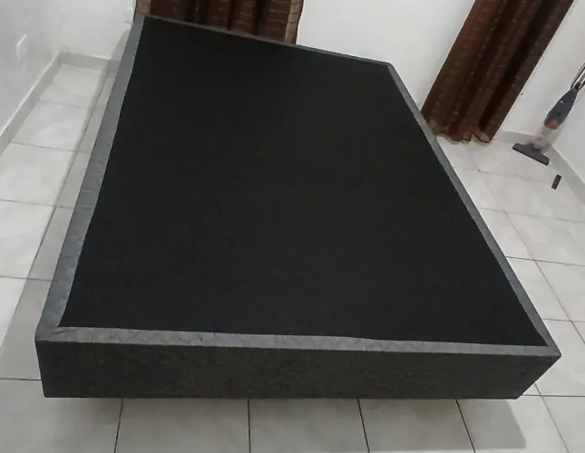 Base de cama box casal .