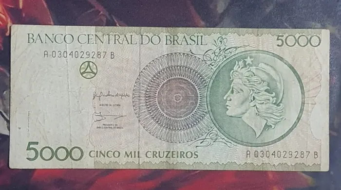 Nota de 5000 Cruzeiros de 1990 Colecionador Rara Valor Histórico