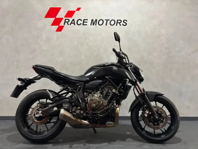 YAMAHA MT-07 ABS PRETO 2021