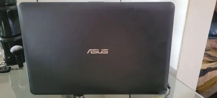 Notebook Asus x543u core i5 com 8GB de memória