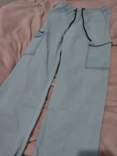 Calça cargo/Tam P - Nunca Usada!