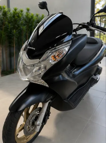 Honda PCX 150 ano 2015 - 37.000 km - Pneus Novos