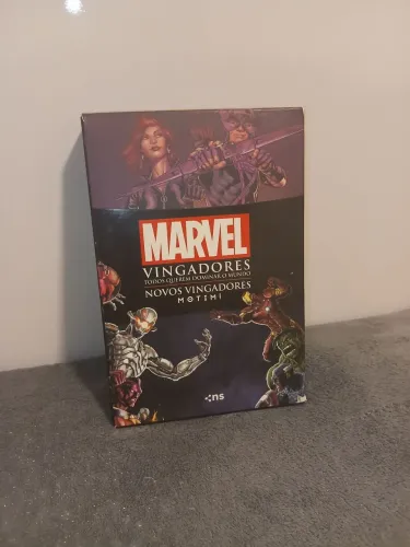 Marvel Vingadores Todos querem dominar o mundo -novos Vingadores Motim