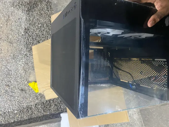 Gabinete gamer aquário