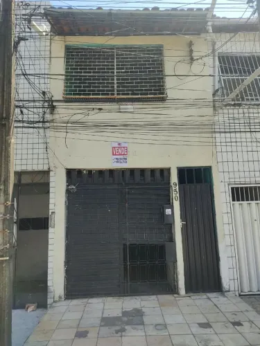 Vendo Casa Duplex na AV. Mojar Assis