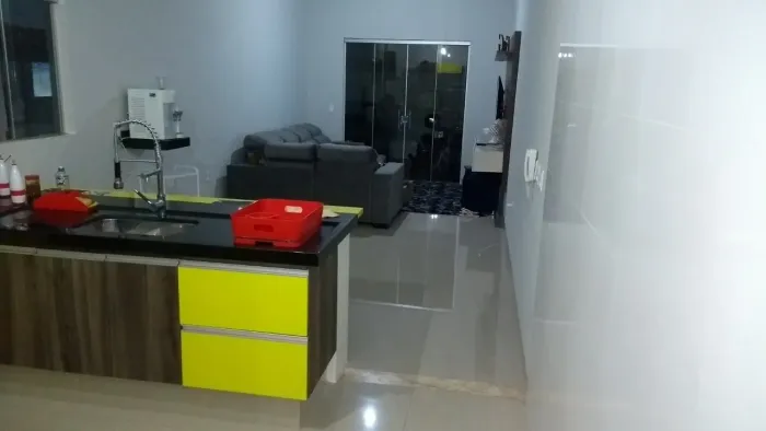 Casa no Jardim Vista alegre 2 quartos e 2 banheiros