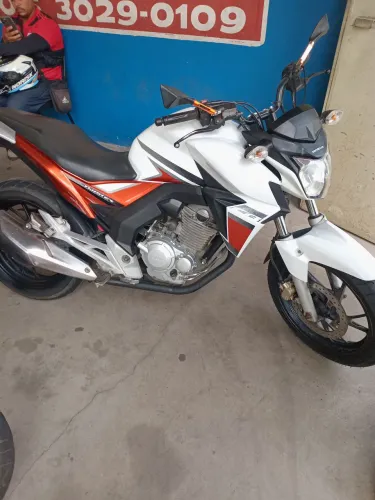 Honda CB TWISTER 250cc 2017 Vitória motors 