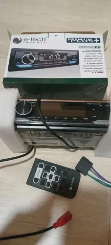 Rádio automotivo